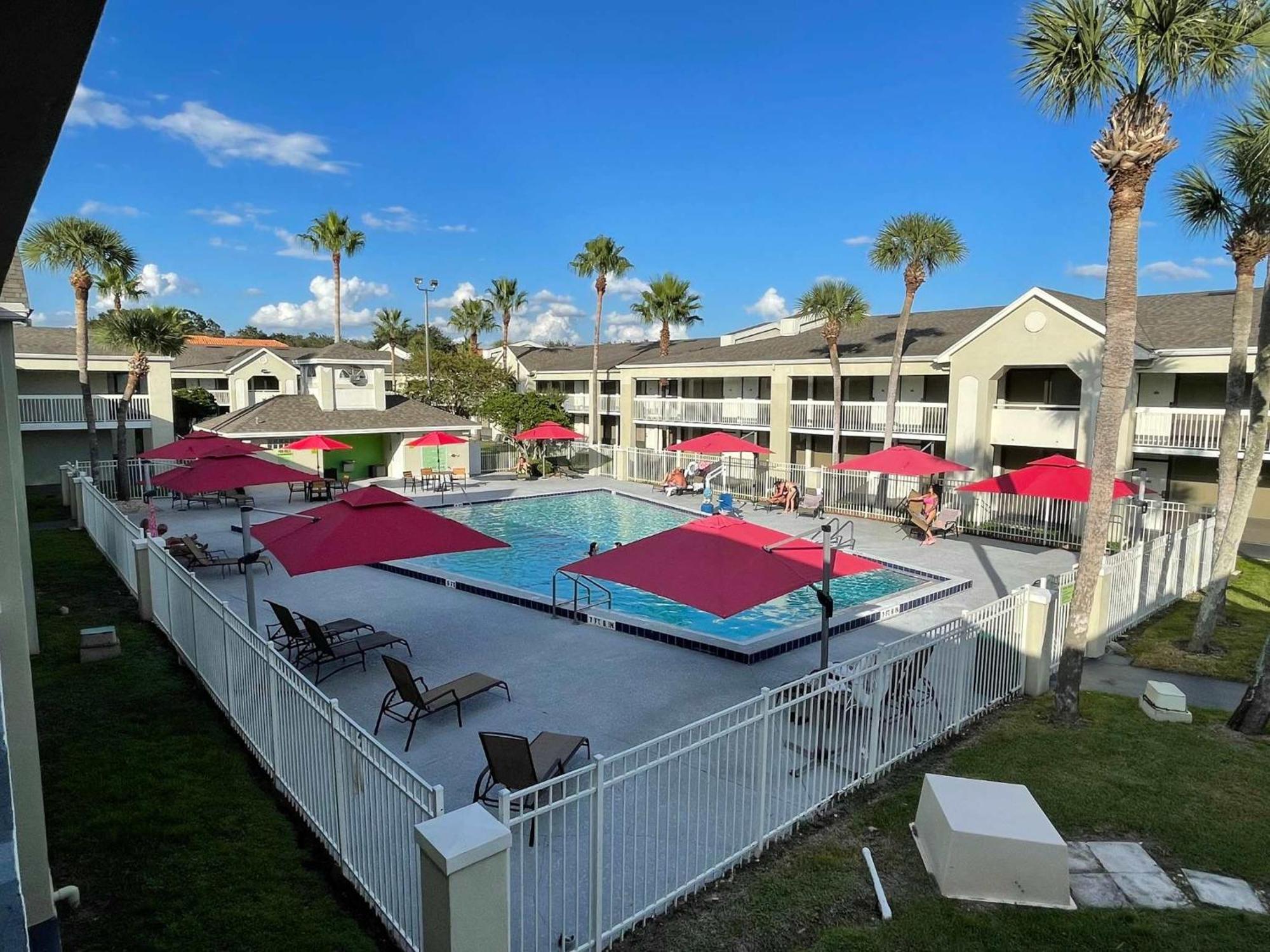 Newly Room In Cozy Hotel With Super Location To The Parks Kissimmee Exteriör bild